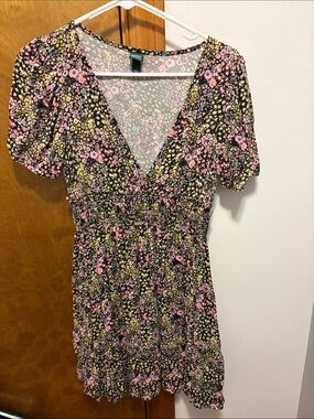 wild fable Black Floral V-Neck Short Sleeve Mini Dress